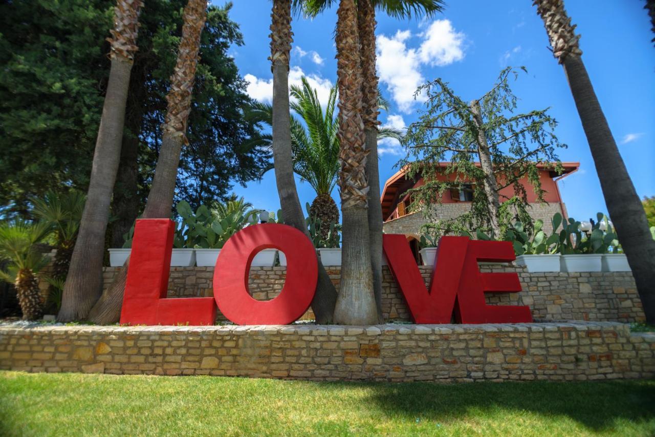 אנדריה B&B Villa Adriana מראה חיצוני תמונה