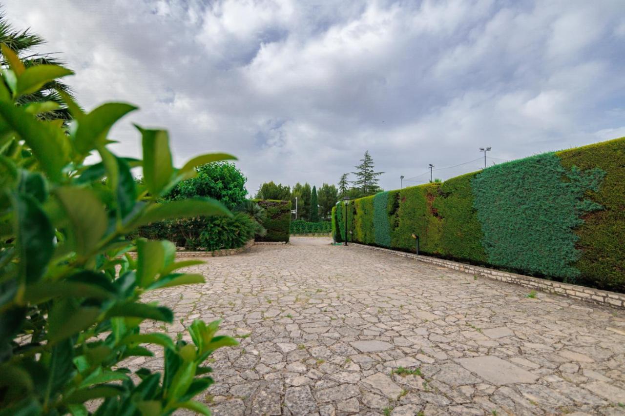 אנדריה B&B Villa Adriana מראה חיצוני תמונה