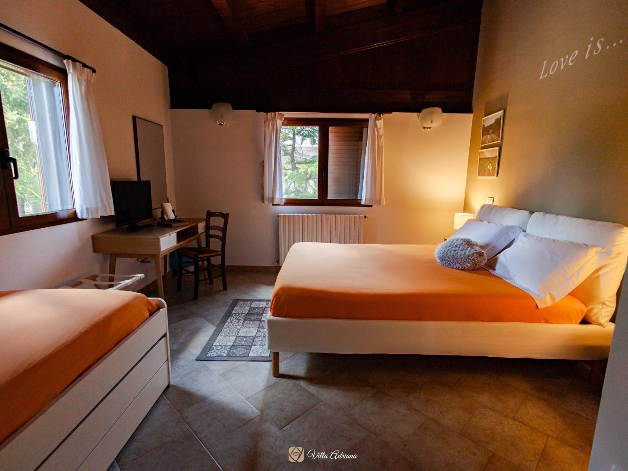 אנדריה B&B Villa Adriana מראה חיצוני תמונה